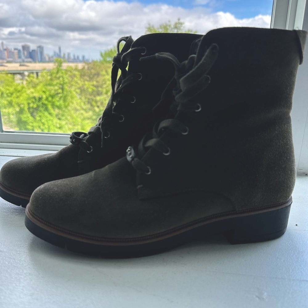 Green lace up combat boots, with Dr Scholl’s insoles